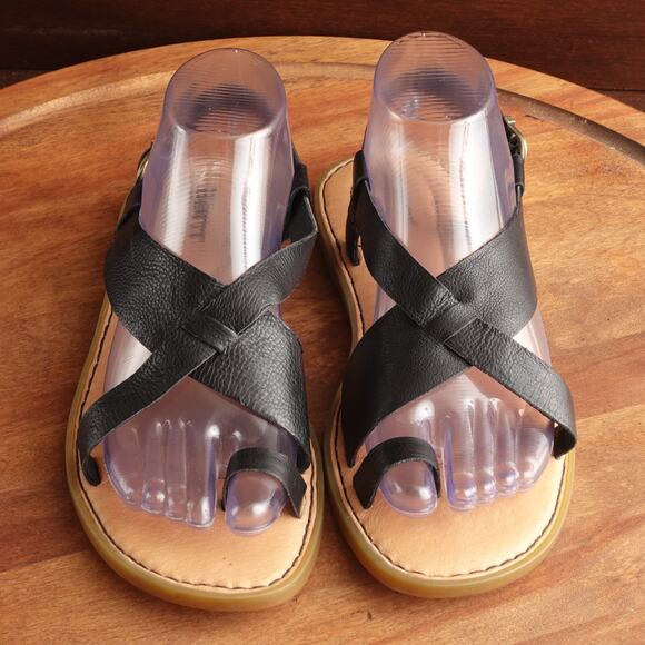 Born Sandals Womens SZ 8M BLK Inya Toe Loop Leather Boho Minimalist Flat Shoes - Picture 2 of 15